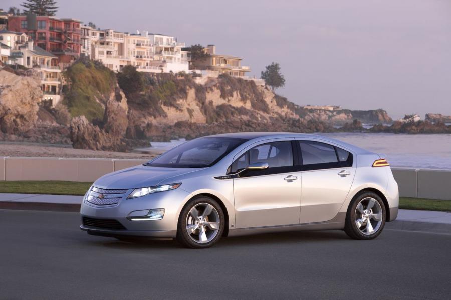  Chevrolet Volt 2011 года  (фото 28 из 356)